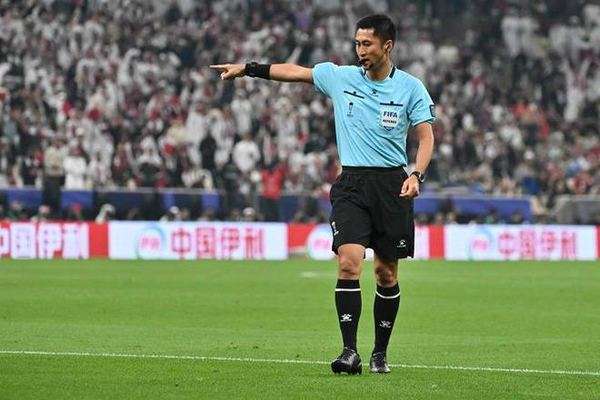 中国"卡牌大师"马宁再战世界杯 这次他要当主角了